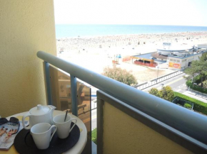 Beachfront two-room apartment for 5 guests